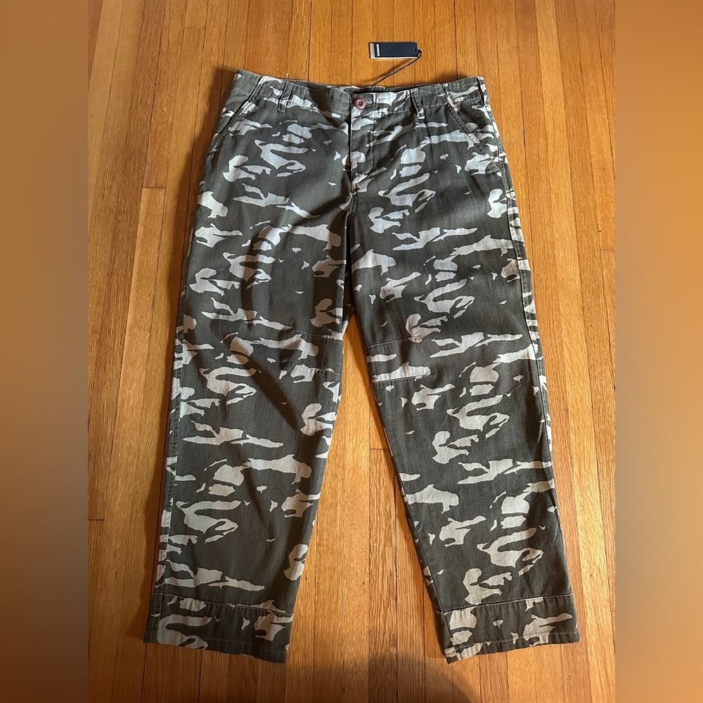 Monrow High Rise Straight Leg Camo Print Pants, 30”, NWT